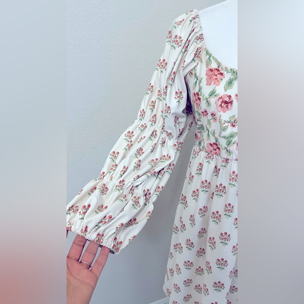 Smith & Quinn Women's Off White Floral Dress with Long Bishop Sleeves US Medium - Picture 5 of 8